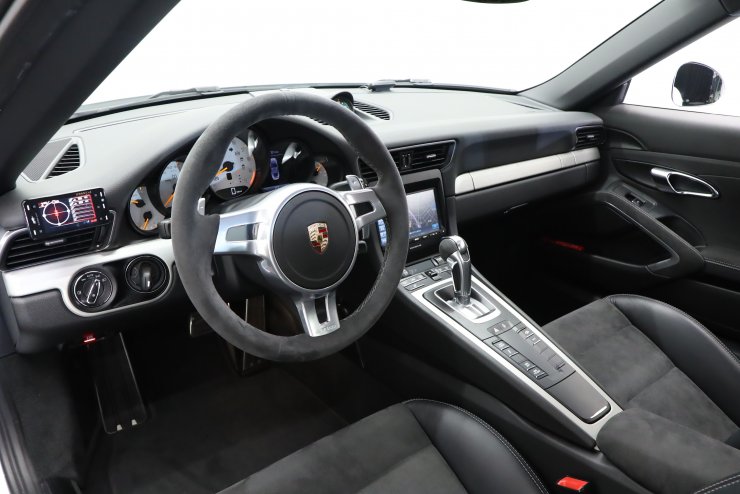 ポルシェ 911(Type991) GT3 PDK 左ハンドル スポーツクロノPKG