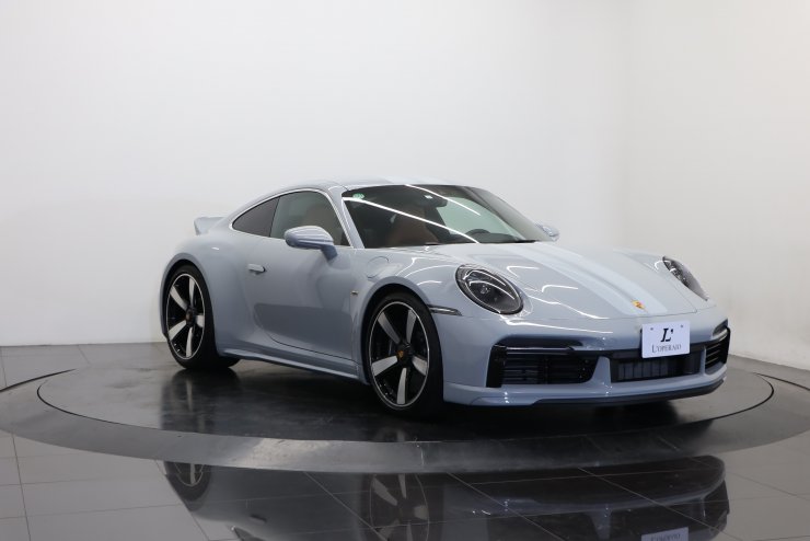 ポルシェ 911(Type992) スポーツクラシック 7MT 正規ディーラー車 1
