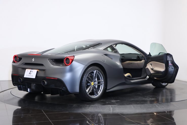 フェラーリ 488 GTB F1 DCT 正規ディーラー車 スペシャルカラー