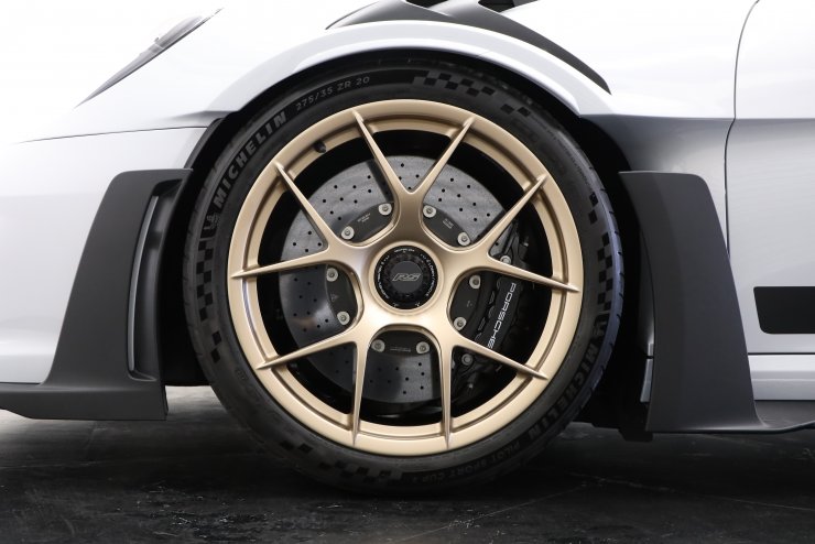 ポルシェ 911(Type992) GT3 RS ヴァイザッハPKG PDK 1オーナー