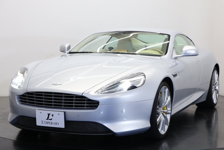 アストンマーティン DB9 Coupe TouchtronicⅡ 後期モデル 希少左