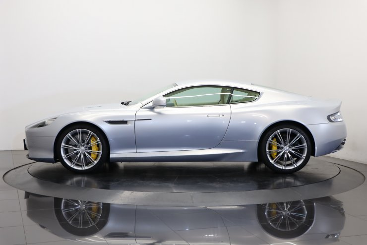 (未使用･未開封品)　京商オリジナル 1/43 アストン マーティン DB9 2013 (メテオライトシルバー) 完成品 v1yptgt 京商 1/43 アストンマーティン DB9 2013 メテオライトシルバー