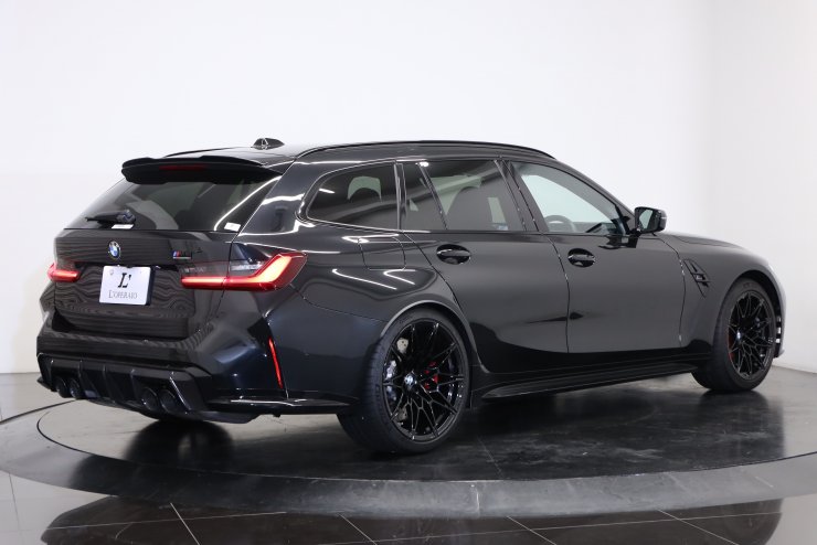 BMW M3 Competition M xDrive ツーリング グレー×黒革 カーボン