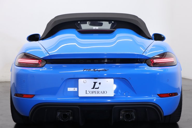 スパイディーぺージ！！！ ポルシェ 718 スパイダー 6MT 左ハンドル 有償色:シャークブルー