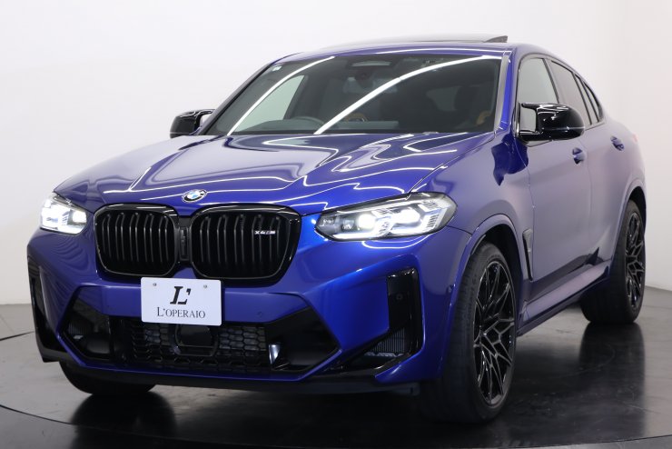 BMW X4 M Competition 後期モデル 有償カラー 黒×ベージュレザー