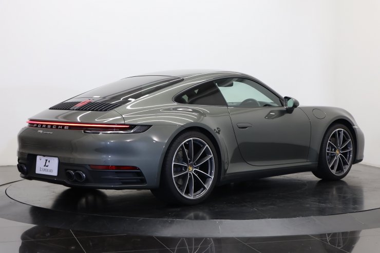 ポルシェ 911(Type992) カレラ PDK 1オーナー 純正20/21インチアルミ