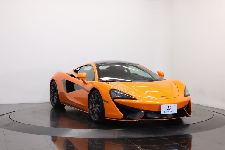 マクラーレン 570S クーペ 左ハンドル 純正19インチ鍛造ホイール By