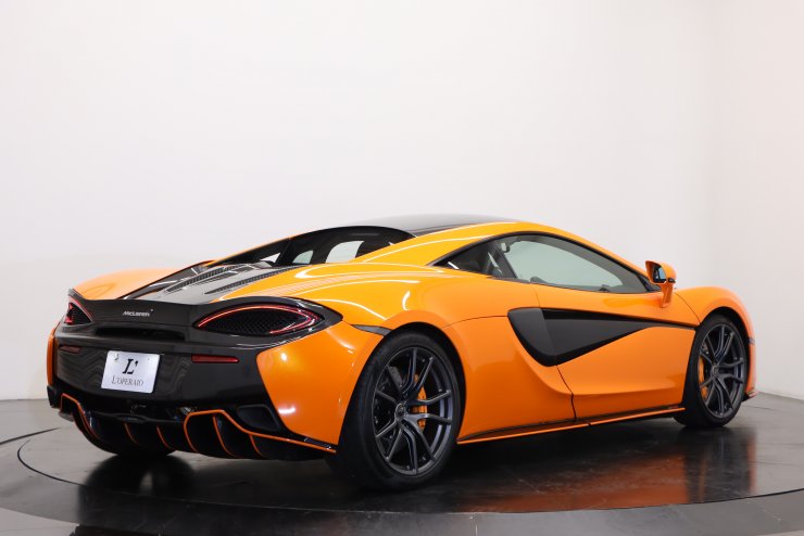 マクラーレン 570S クーペ 左ハンドル 純正19インチ鍛造ホイール By