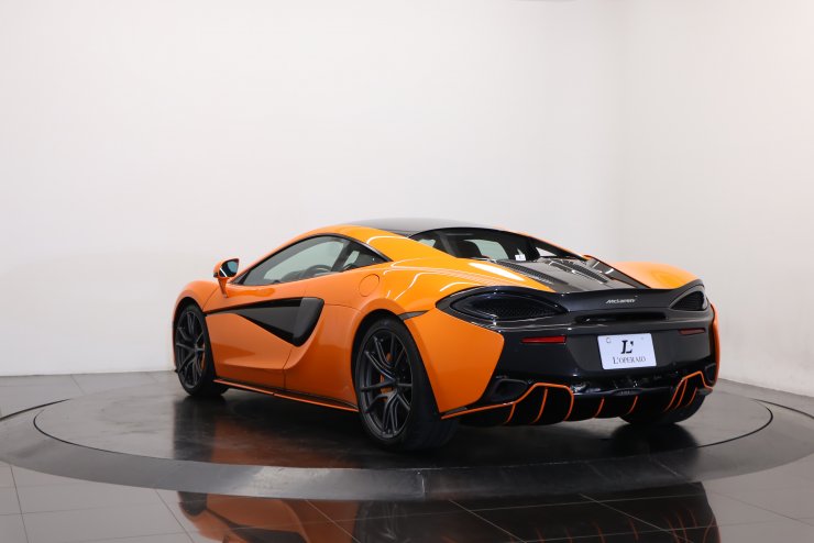 マクラーレン 570S クーペ 左ハンドル 純正19インチ鍛造ホイール By