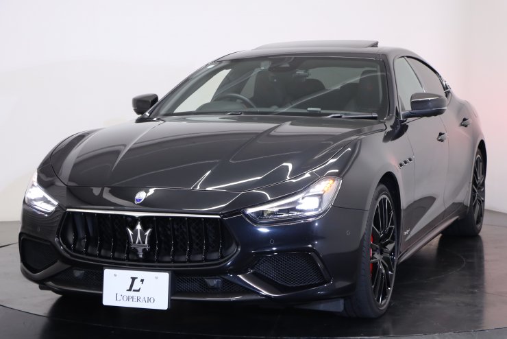 マセラティ ギブリ S グランスポーツ ネリッシモカーボンPKG