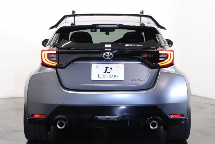 トヨタ GRヤリス GRMN サーキットパッケージ 限定50台 有償色 18インチ