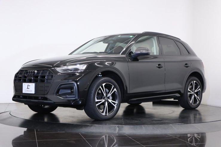 アウディ Q5 ハイスタイル 限定250台【ワンプライス車両 】1