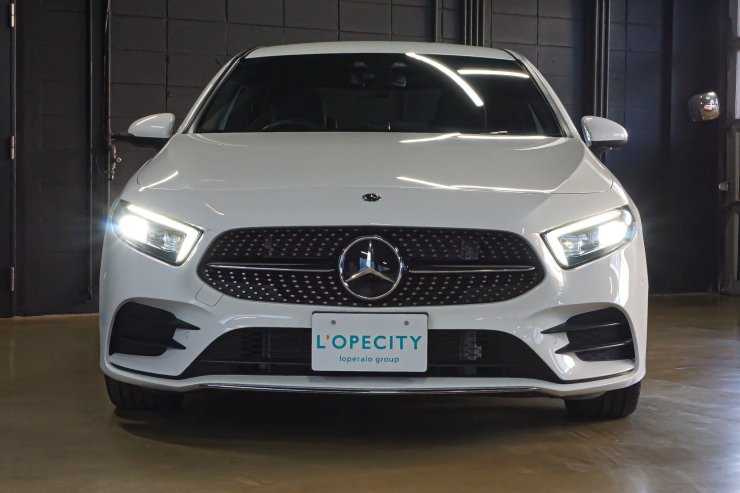 メルセデスベンツ Aクラス A250 4MATIC Sedan Edition1 250台限定車