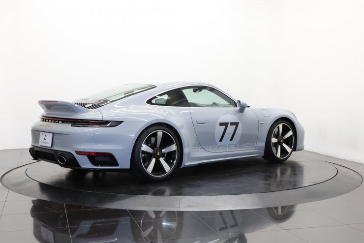 ポルシェ 911(Type992) スポーツクラシック 7MT 1オーナー車 世界限定