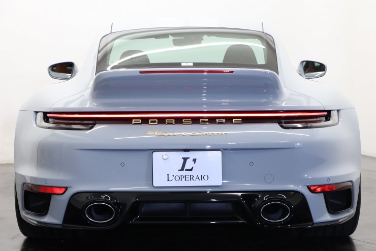 ポルシェ 911(Type992) スポーツクラシック 7MT 1オーナー車 世界限定