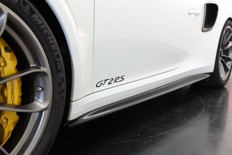 新品！ポルシェ　911 GT2RS ペーパーウエイト 2025年最新】Yahoo!オークション -ポルシェ ペーパーウエイトの