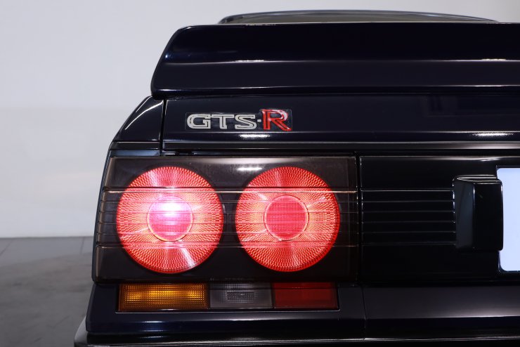 日産 スカイライン GTS-R 限定800台 HKS製F-CON Vプロ HKS製