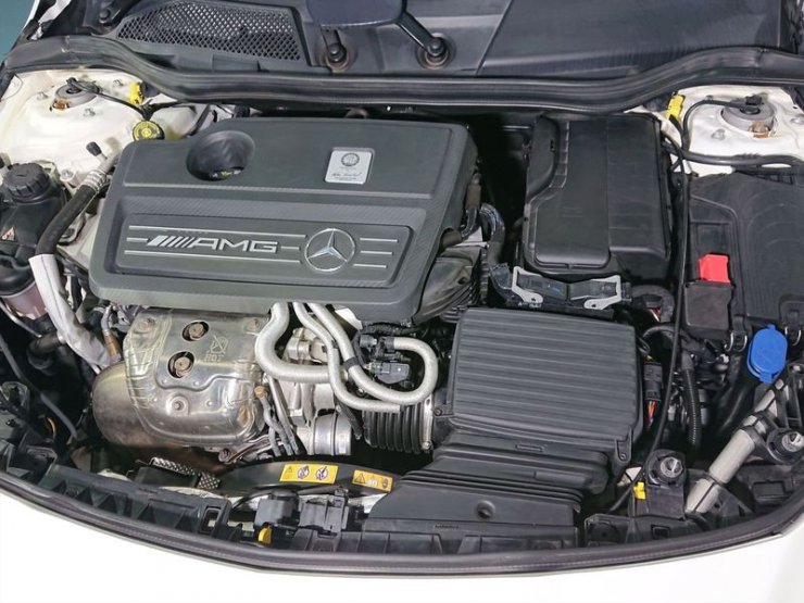 AMG CLAクラス CLA45 シューティングブレーク 4MATIC 後期型