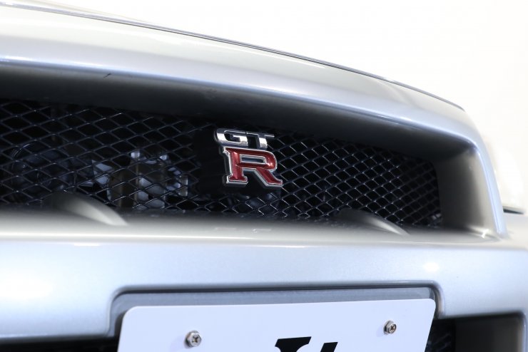 日産 スカイラインGT-R 6MT 走行18,800km NISMOマフラー 整備