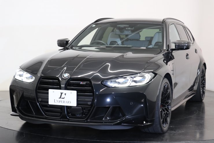 BMW M3 Competition M xDrive ツーリング シルバーストーン×黒革