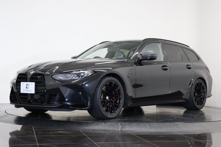 BMW M3 Competition M xDrive ツーリング シルバーストーン×黒革