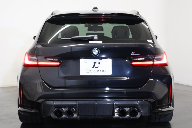 BMW M3 Competition M xDrive ツーリング シルバーストーン×黒革