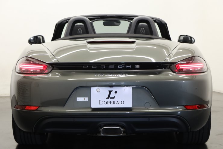 ポルシェ 718 ボクスター PDK 1オーナー 走行300km 有償カラー 黒幌