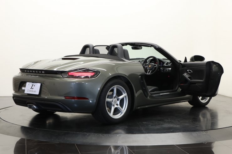 ポルシェ 718 ボクスター PDK 1オーナー 走行300km 有償カラー 黒幌