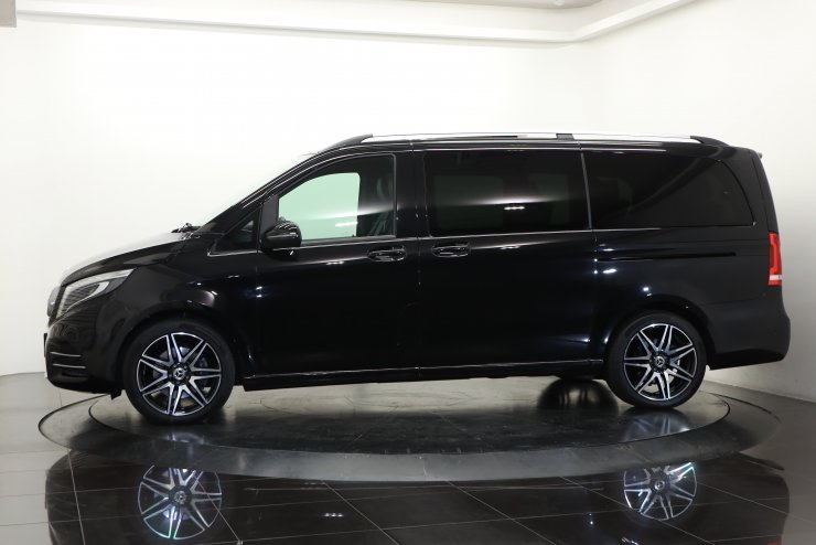 メルセデスベンツ Vクラス V220d アバンギャルドロング AMG