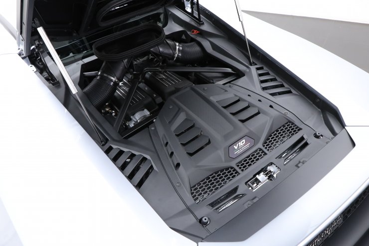 ランボルギーニ ウラカン STERRATO 世界1499台限定 1オーナー