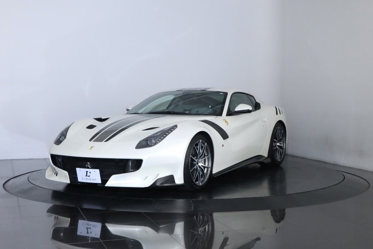 フェラーリ F12 TDF 世界限定799台 正規ディーラー車 特別外装色