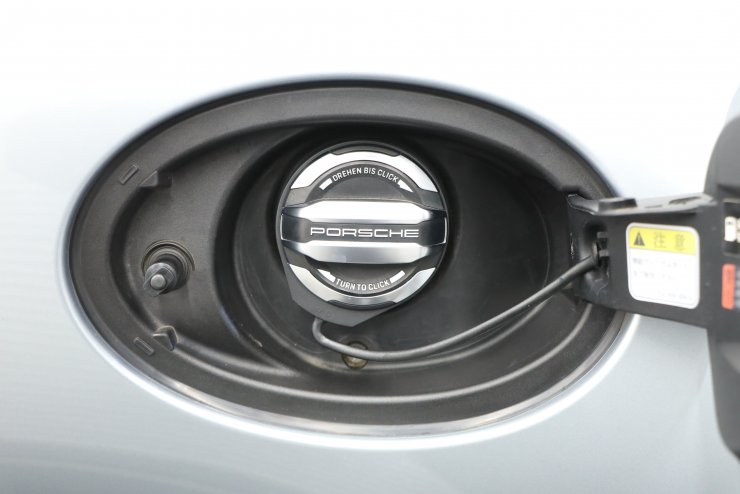 ポルシェ 911(Type992) カレラS PDK 有償カラー ブラウンクラブレザー