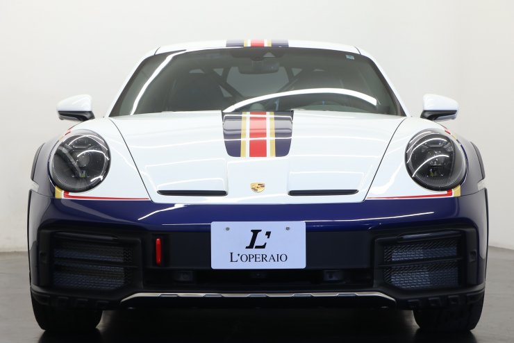 ポルシェ 911(Type992) ダカール PDK 左H 限定2500台 1オーナー
