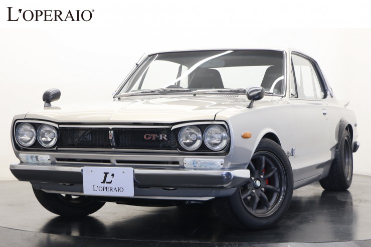 【非売品】スカイラインGTR　ベンチコート2枚 日産 スカイラインGT-R 2ドアハードトップ 5MT 生産1197台 新車保証書