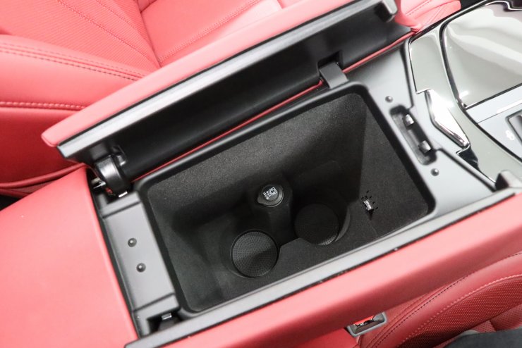 マセラティ レヴァンテ モデナ パノラマガラスルーフ 純正21インチ  