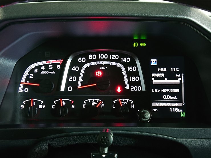 トヨタ ランドクルーザー 70 2.8 AXディーゼルターボ 4WD モデリスタ18