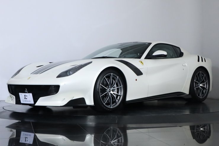 フェラーリ F12 TDF 世界限定799台 正規ディーラー車 特別外装色