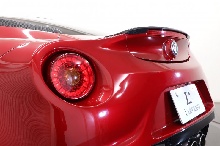 アルファロメオ 4C 33 Stradale Tributo 左H 国内50台限定 専用カラー