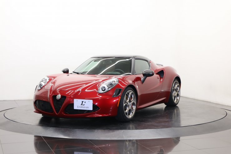 アルファロメオ 4C 33 Stradale Tributo 左H 国内50台限定 専用カラー