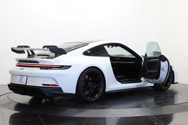 ポルシェ 911(Type992) GT3 6MT 左H クラブスポーツPKG PCCB フロント
