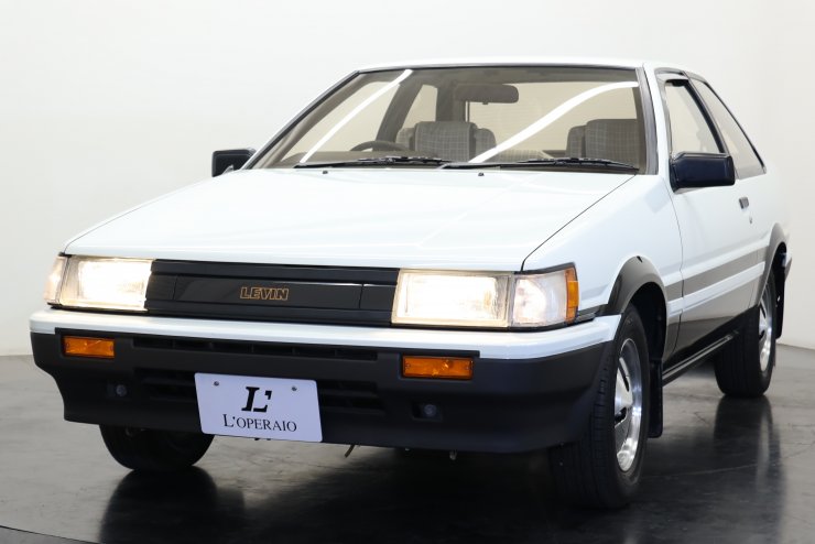 トヨタ カローラ レビン 2ドア 1600GT APEX 5MT AE86 純正13