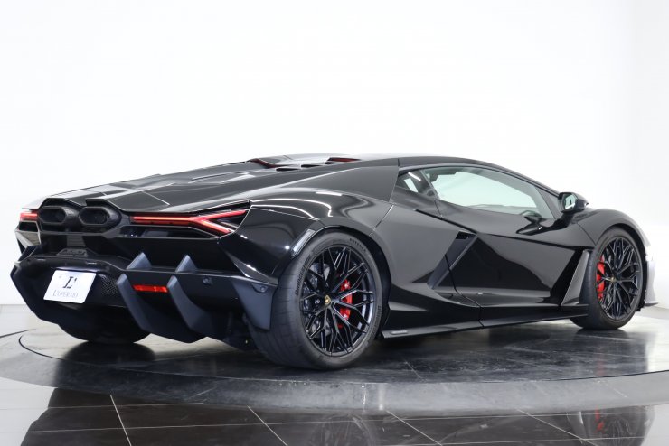 ランボルギーニ レヴエルト 1オーナー車 有償色 21/22インチ鍛造