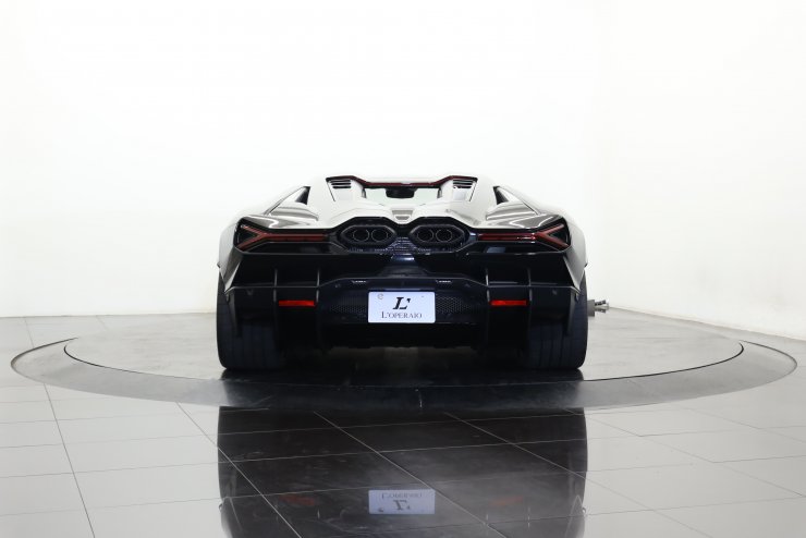 ランボルギーニ レヴエルト 1オーナー車 有償色 21/22インチ鍛造