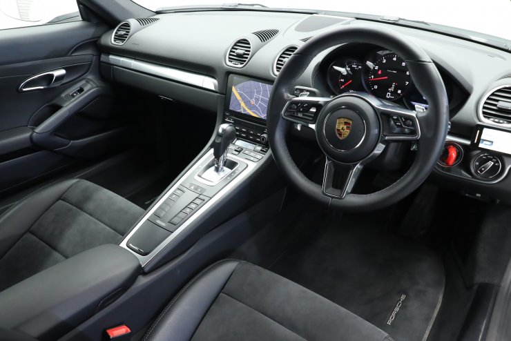 ポルシェ 718 ケイマン PDK 純正18インチAW スポーツエキゾースト