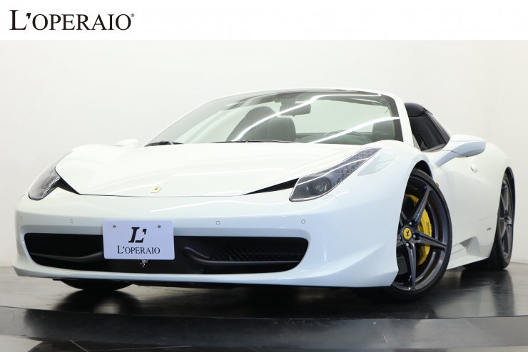フェラーリ 458 スパイダー F1 DCT 左ハンドル カーボンLED
