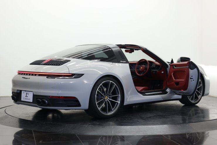 ポルシェ 911 タルガ 4 ポルシェ 911(Type992) タルガ4 PDK 有償色（スペシャルカラー