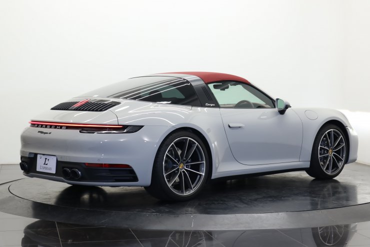 ポルシェ 911(Type992) タルガ4 PDK 有償色（スペシャルカラー