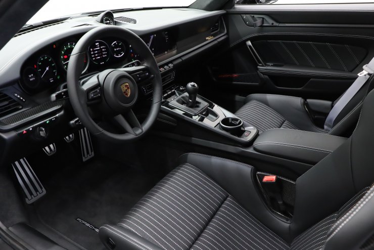 ポルシェ 911(Type992) S/T 6MT 左H 世界限定1963台 1オーナー車