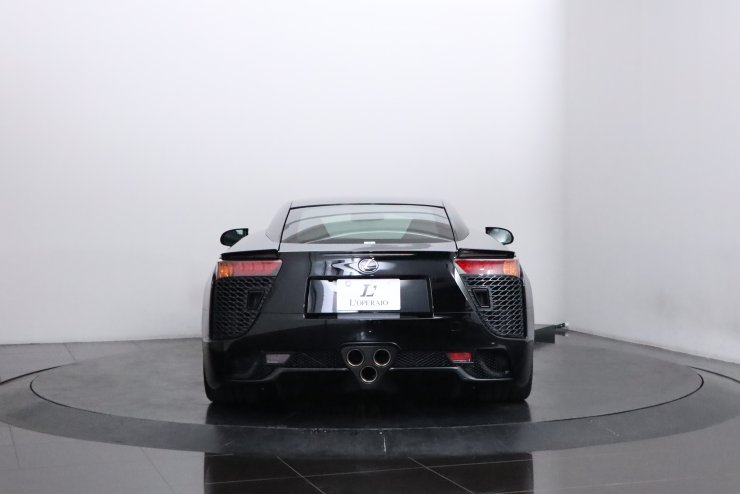 レクサス LFA 世界限定500台 ブラック×オレンジレザー 20インチ鍛造