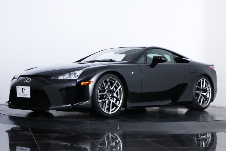 レクサス LFA 世界限定500台 ブラック×オレンジレザー 20インチ鍛造